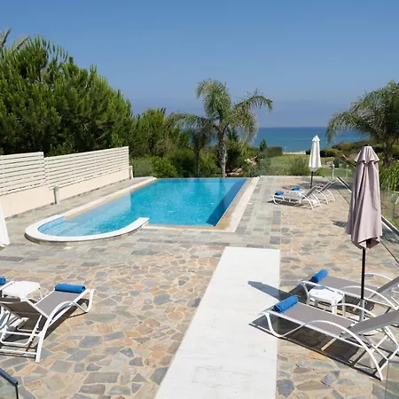 Harmonia - 4 Bedroom Luxury Beach Front With Private Pool *