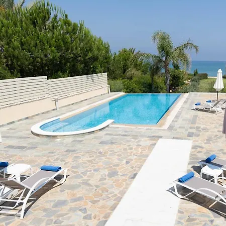 Harmonia - 4 Bedroom Luxury Beach Front With Private Pool * Polis