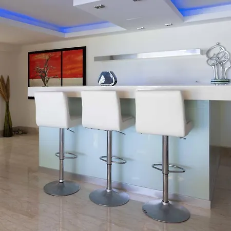 Harmonia - 4 Bedroom Luxury Beach Front With Private Pool *