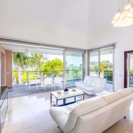 Harmonia - 4 Bedroom Luxury Beach Front With Private Pool Polis